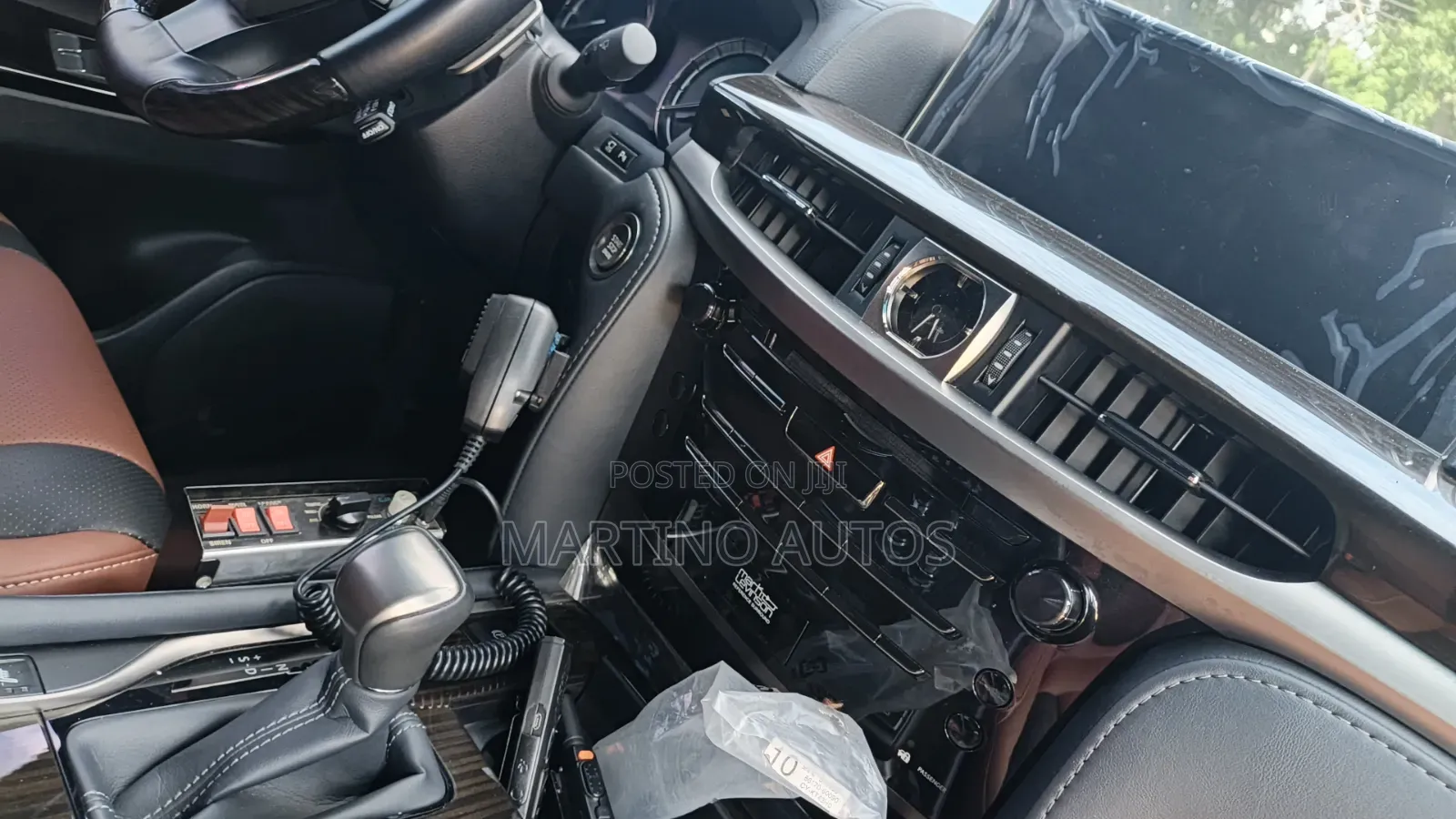 Lexus LX 2021 Black
