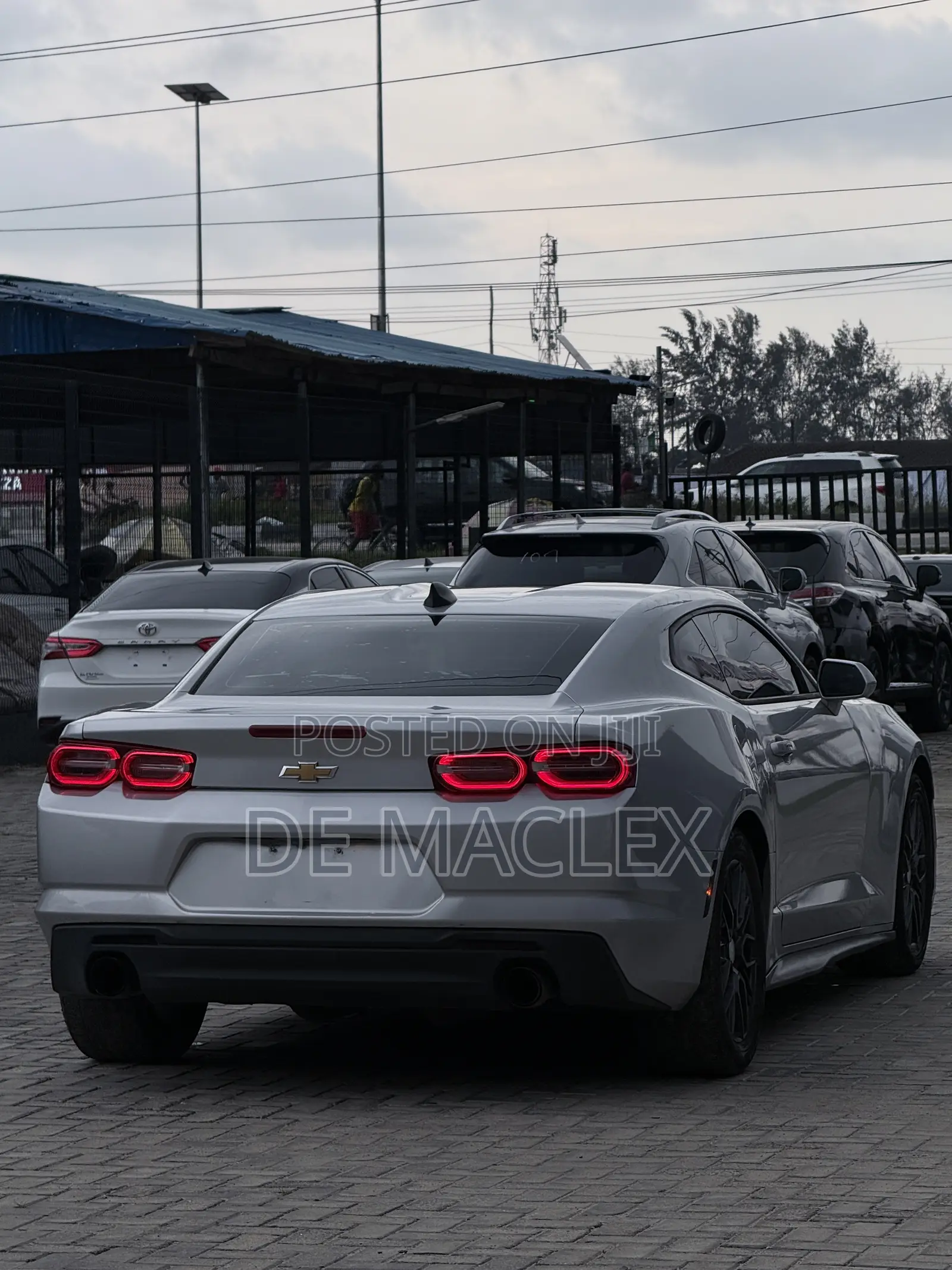 Chevrolet Camaro 2019 Silver