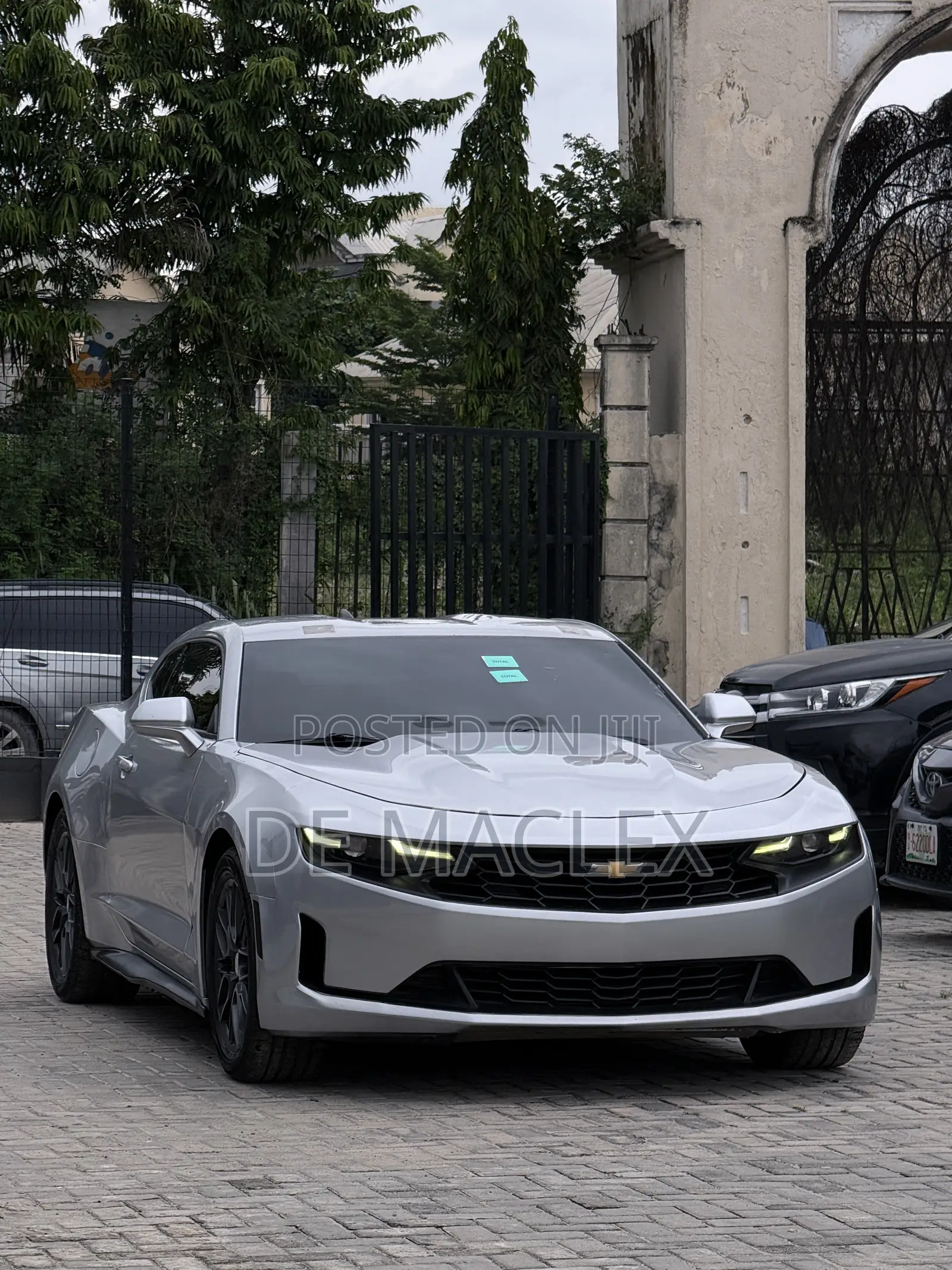 Chevrolet Camaro 2019 Silver