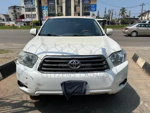 Toyota Highlander Sport 2008 White