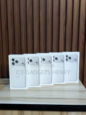 New Apple iPhone 17 Pro Max 256 GB Silver