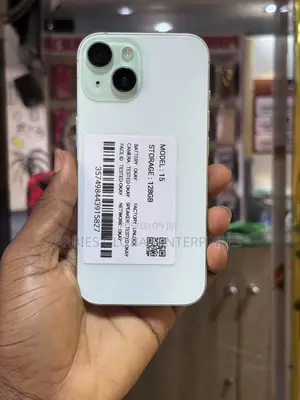 Apple iPhone 15 128 GB Green