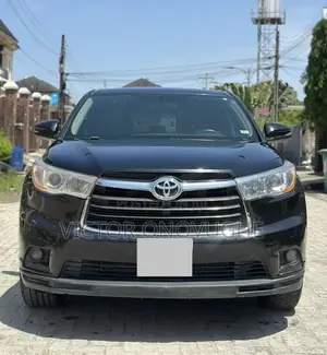 Toyota Highlander LE 4dr SUV (3.5L 6cyl 6A) 2014 Black