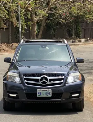 Mercedes-Benz GLK-Class 2010 Gray