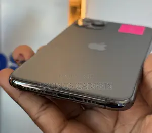 Apple iPhone 11 Pro Max 64 GB Black