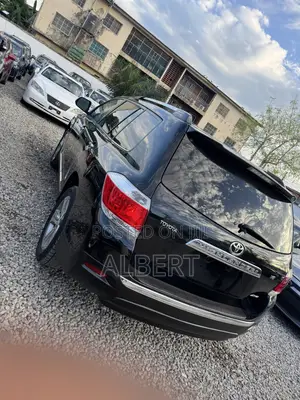 Toyota Highlander 2013 Black