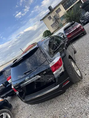Toyota Highlander 2013 Black