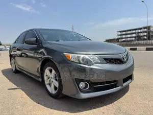 Toyota Camry 2014 Gray