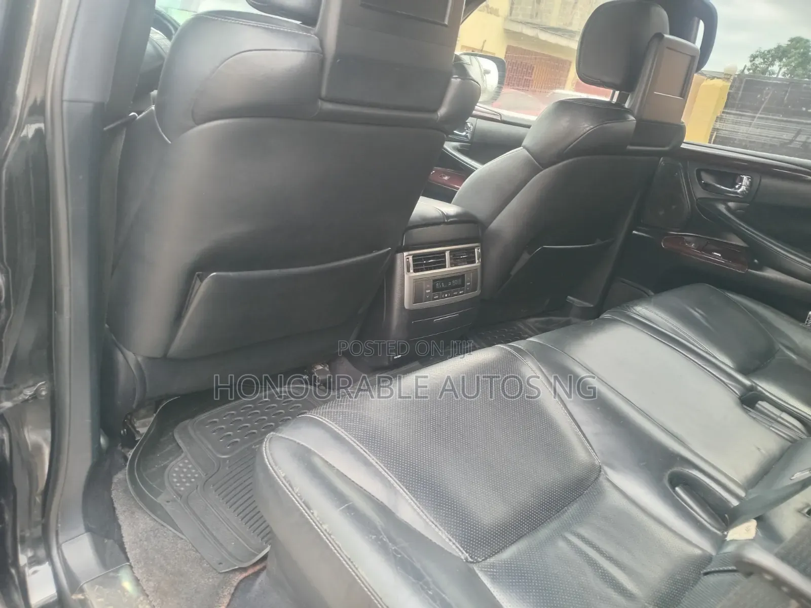 Lexus LX 570 AWD 2014 Black