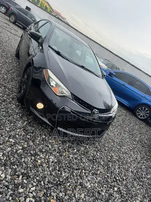 Toyota Corolla 2016 Black