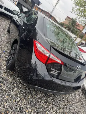 Toyota Corolla 2016 Black