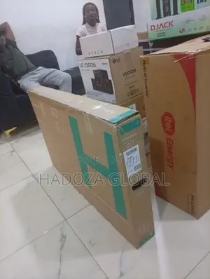 Hisense 40 Inch Smart Tv in Perfect Condition