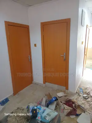 Modern HDF Door With Frame and Acrytrave