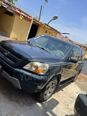 Honda Pilot 2005 Gray