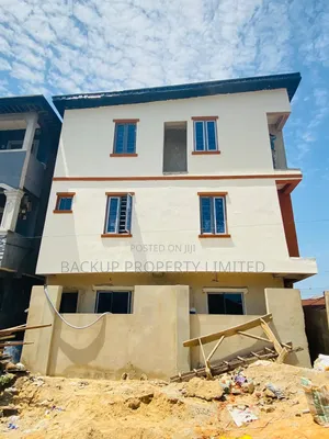 Studio Apartment in Shomolu / Shomolu for sale