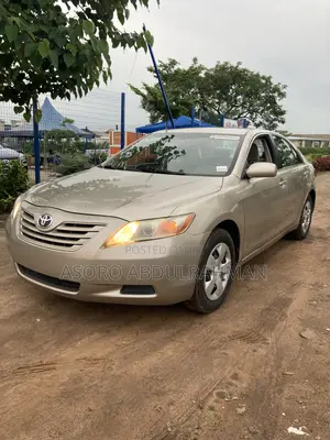 Toyota Camry 2007 Gold