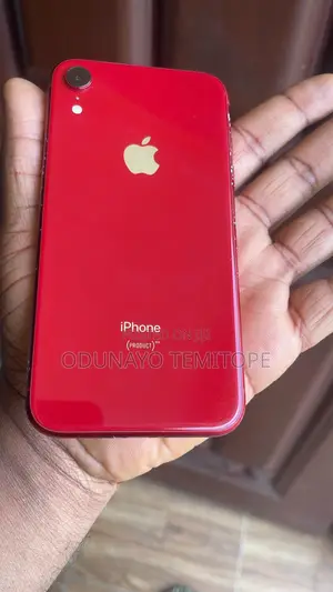 Apple iPhone XR 64 GB Red