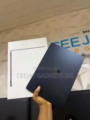 New Laptop Apple MacBook Air 2026 M5 24GB Apple M5 SSD 1T