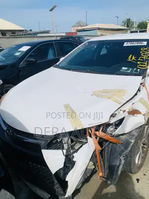 Toyota Camry 2015 White