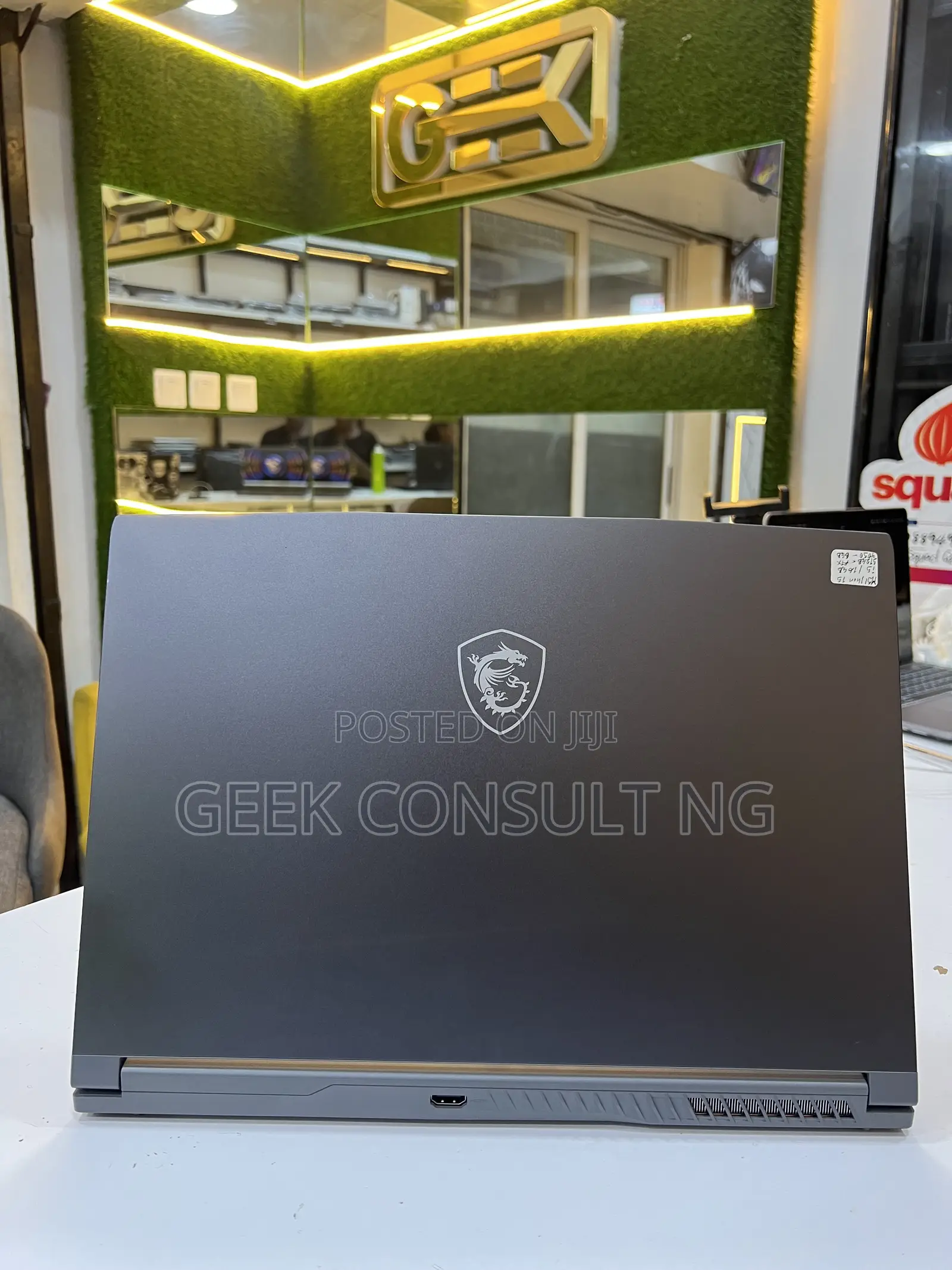 Laptop MSI GF65 Thin 10UE 16GB Intel Core i5 SSD 512GB