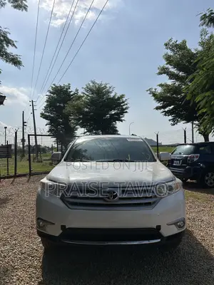 Toyota Highlander 2013 White