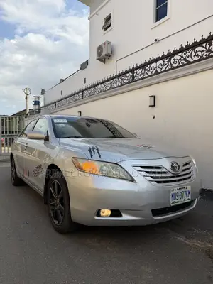 Toyota Camry LE 4dr Sedan (2.4L 4cyl 5A) 2007 Silver