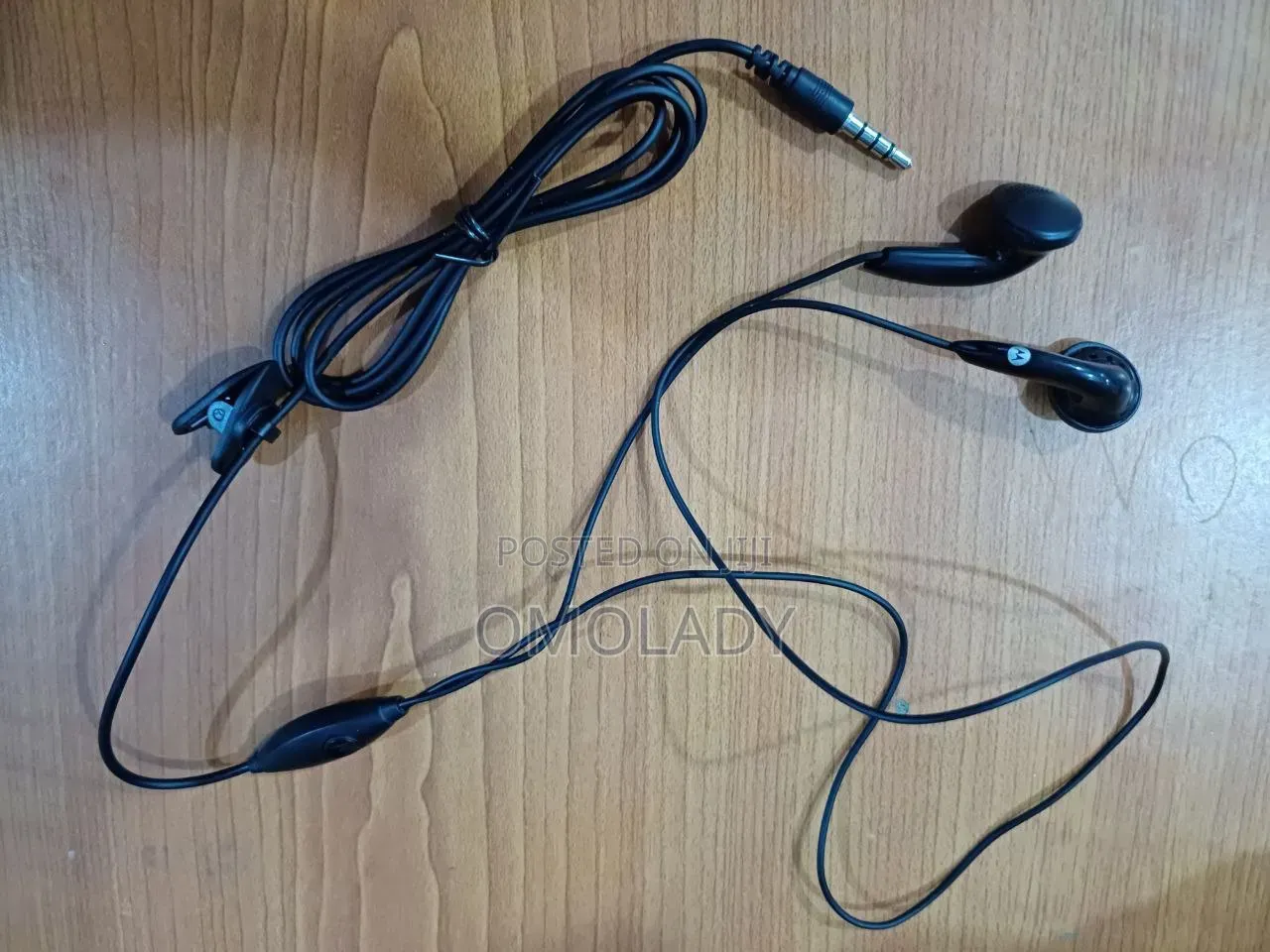 Hands-free Earpiece