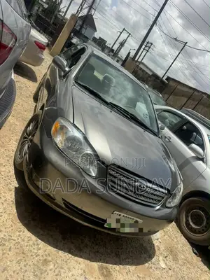 Toyota Corolla 2004 Gray