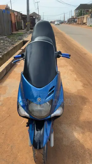 Yamaha Majesty 2024 Blue