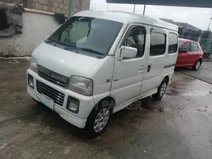 Suzuki Every 2010 White