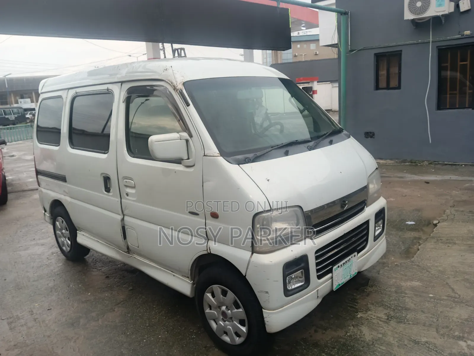 Suzuki Every 2010 White