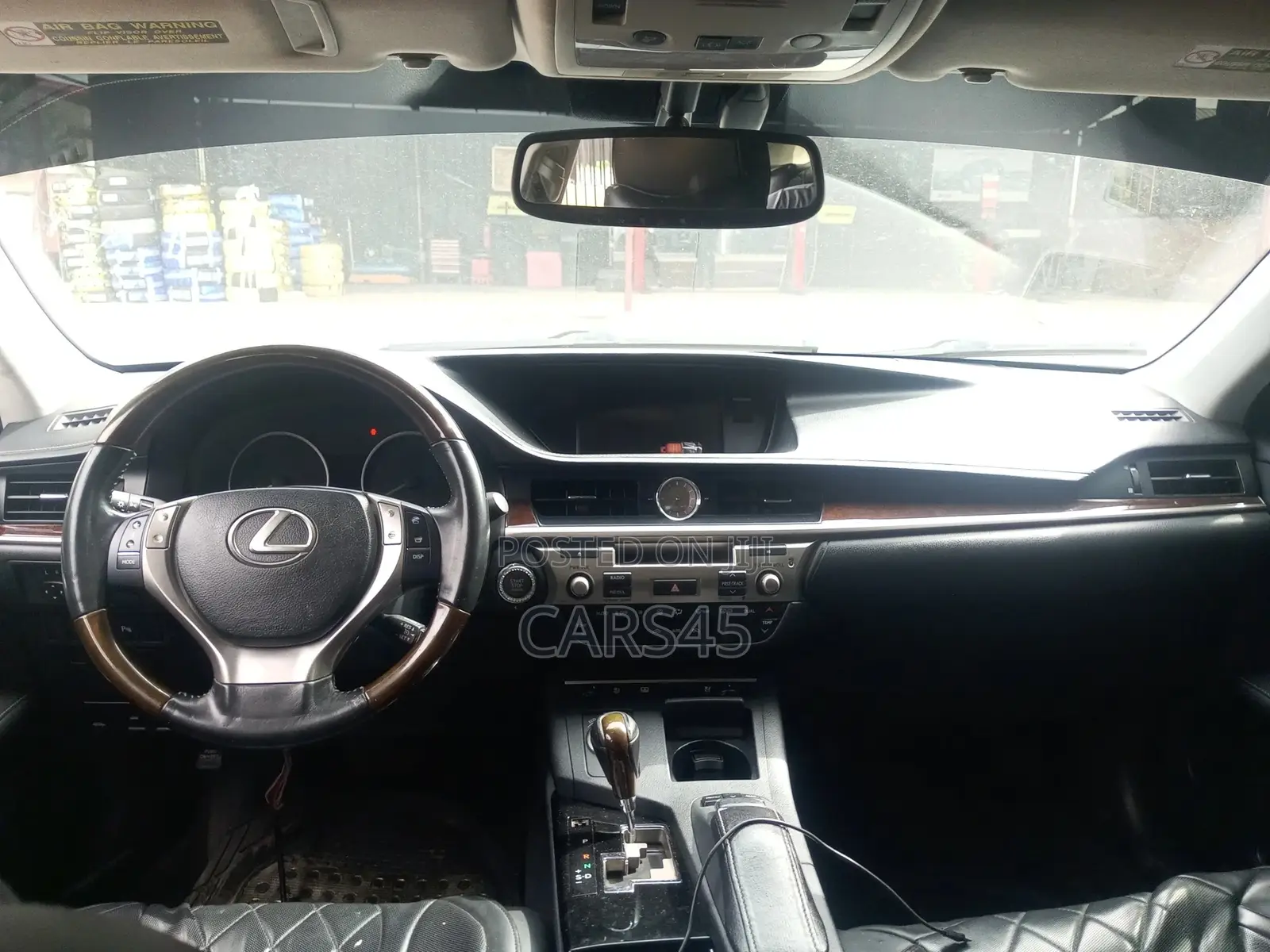 Lexus ES 2013 White