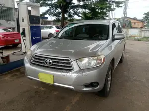 Toyota Highlander 2010 Silver