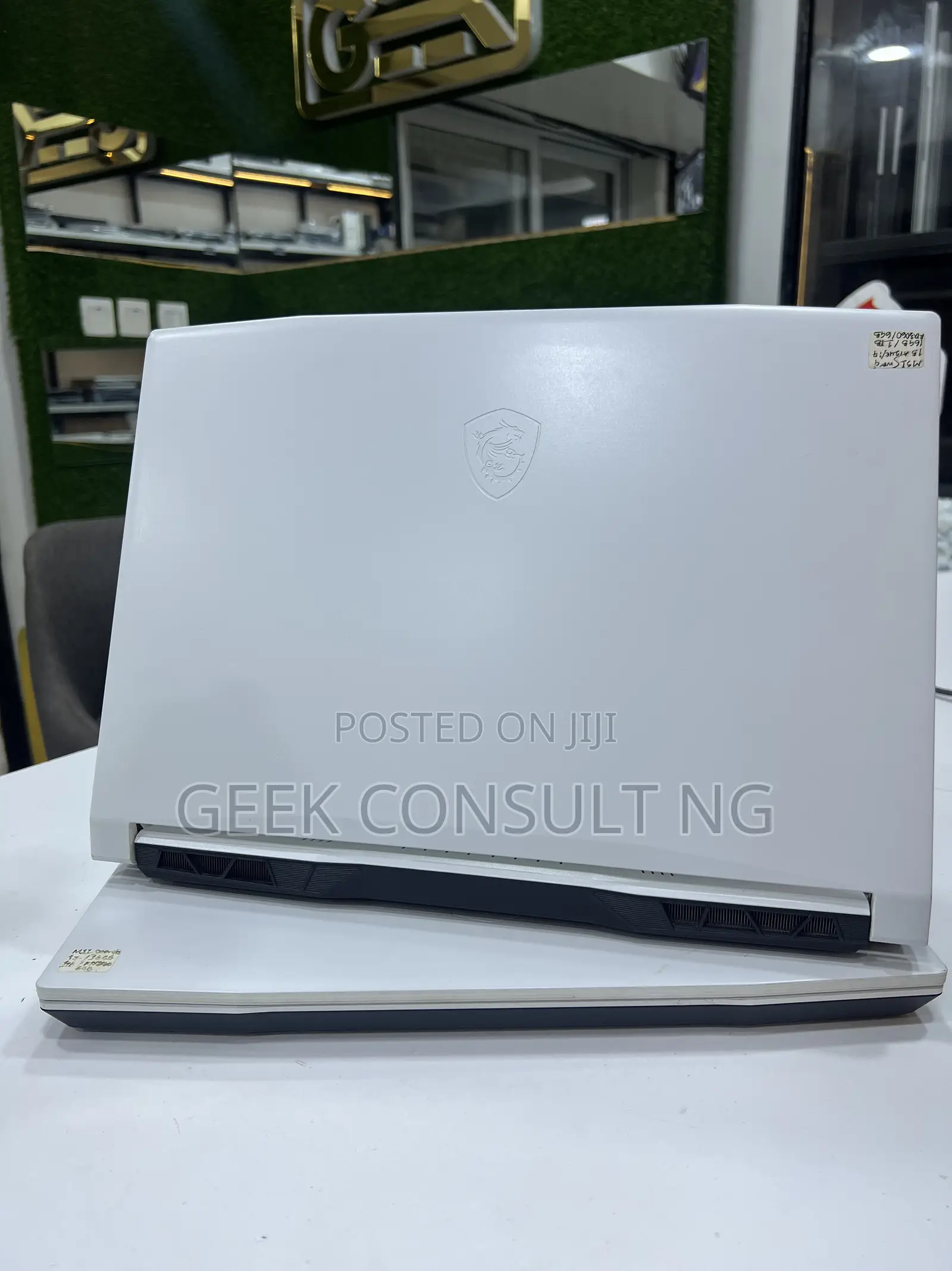 Laptop MSI MSI Sword 15 16GB Intel Core i7 SSD 1T