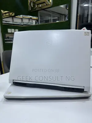 Laptop MSI MSI Sword 15 16GB Intel Core i7 SSD 1T