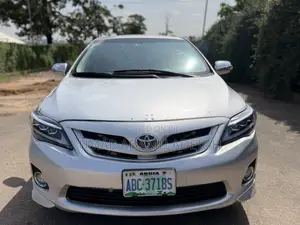 Toyota Corolla 2013 Silver