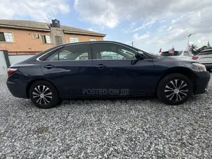 Toyota Camry LE 4dr Sedan (2.5L 4cyl 6A) 2015 Blue