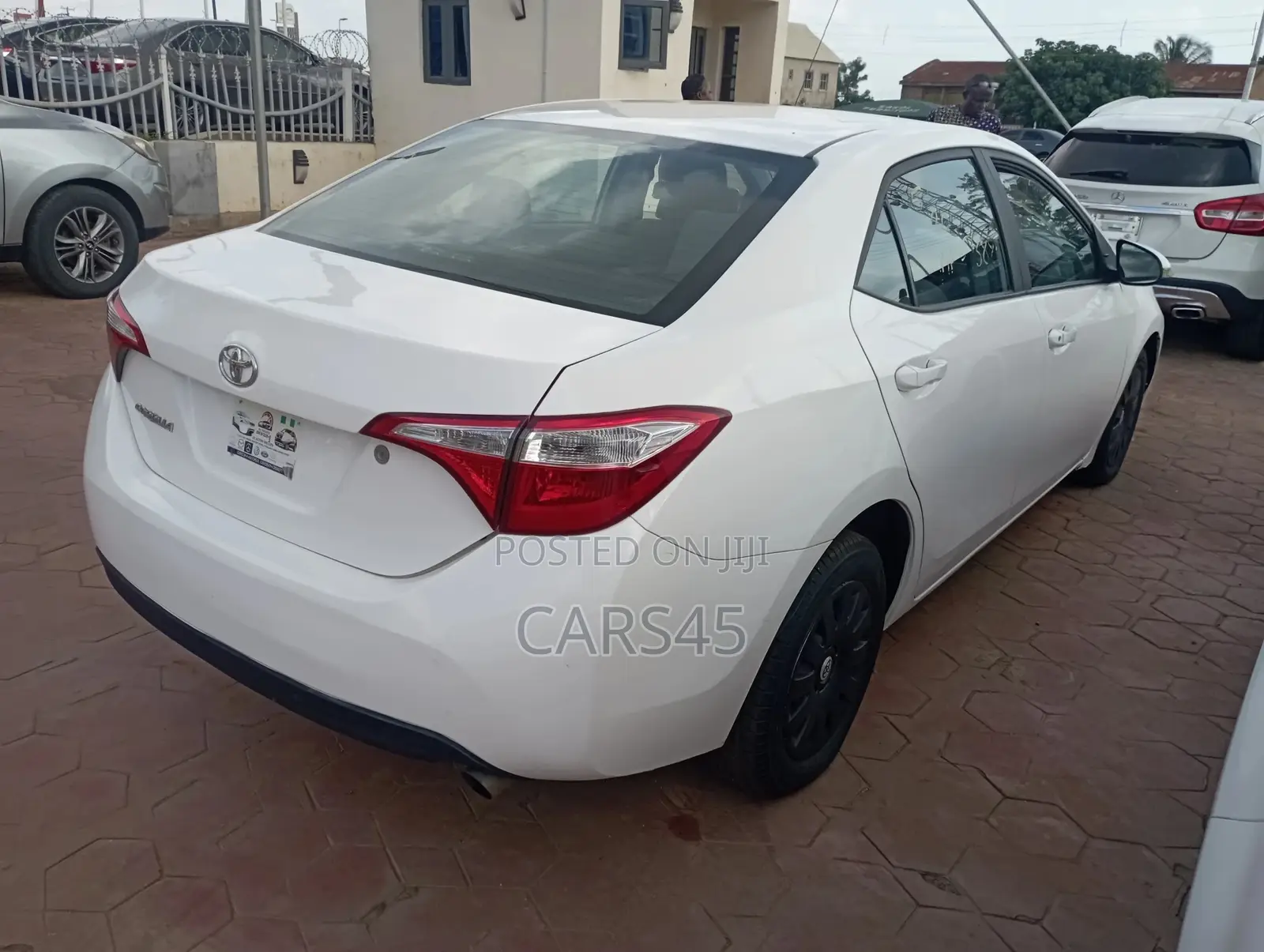 Toyota Corolla 2014 White