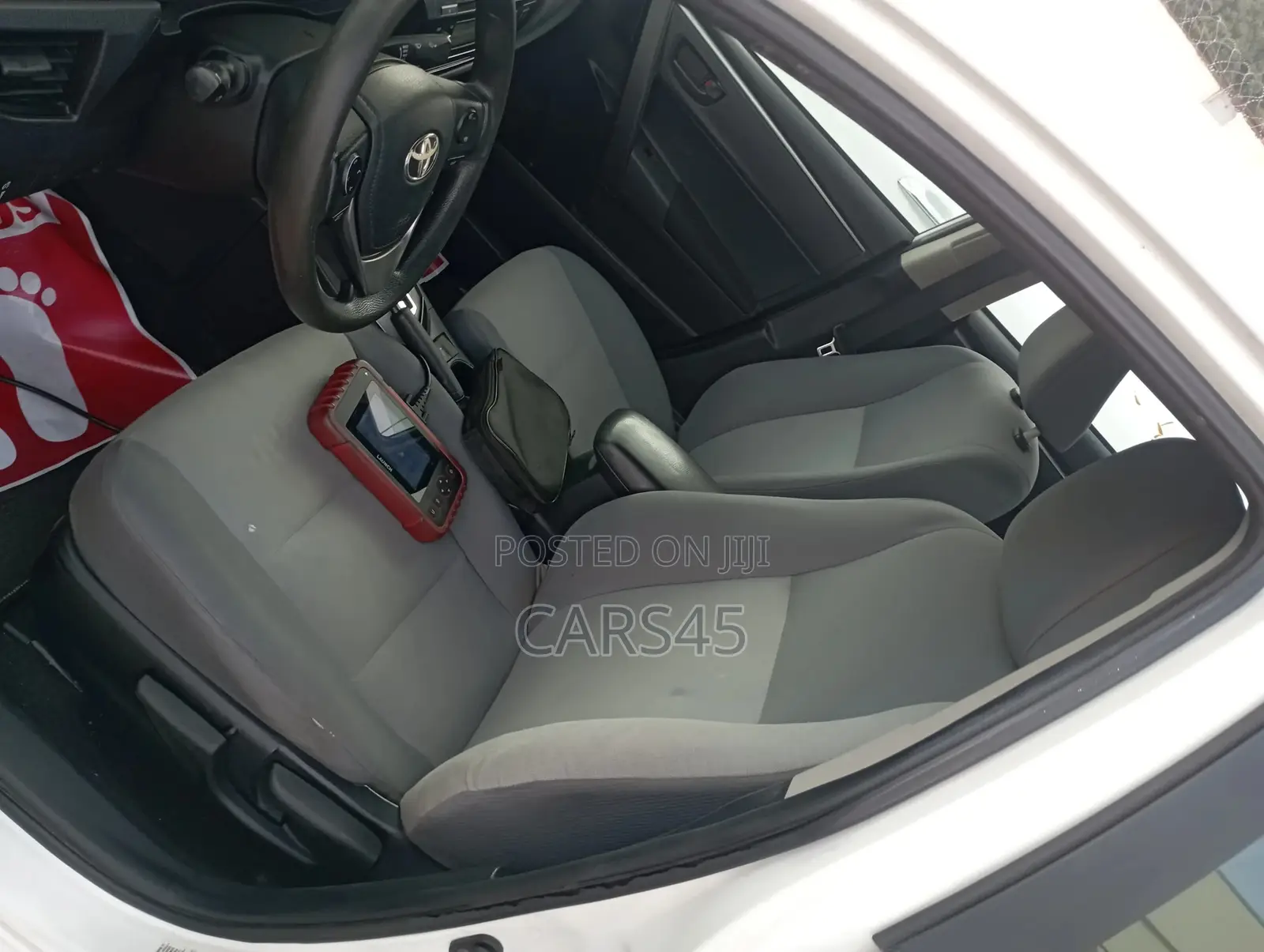 Toyota Corolla 2014 White
