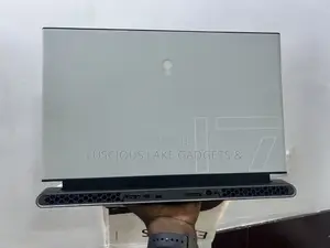 Laptop Alienware 17 16GB Intel Core 7 SSD 512GB