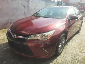 Toyota Camry 2017 Burgandy