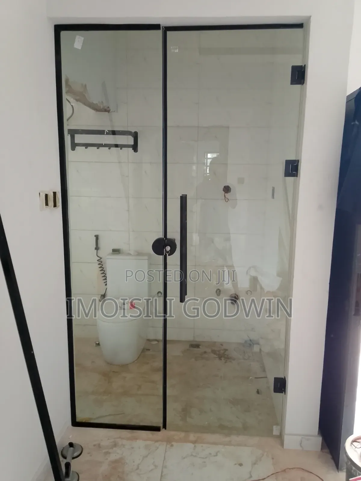 10mm Tempered Glass Door