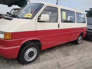 Volkswagen Transporter 2005 White