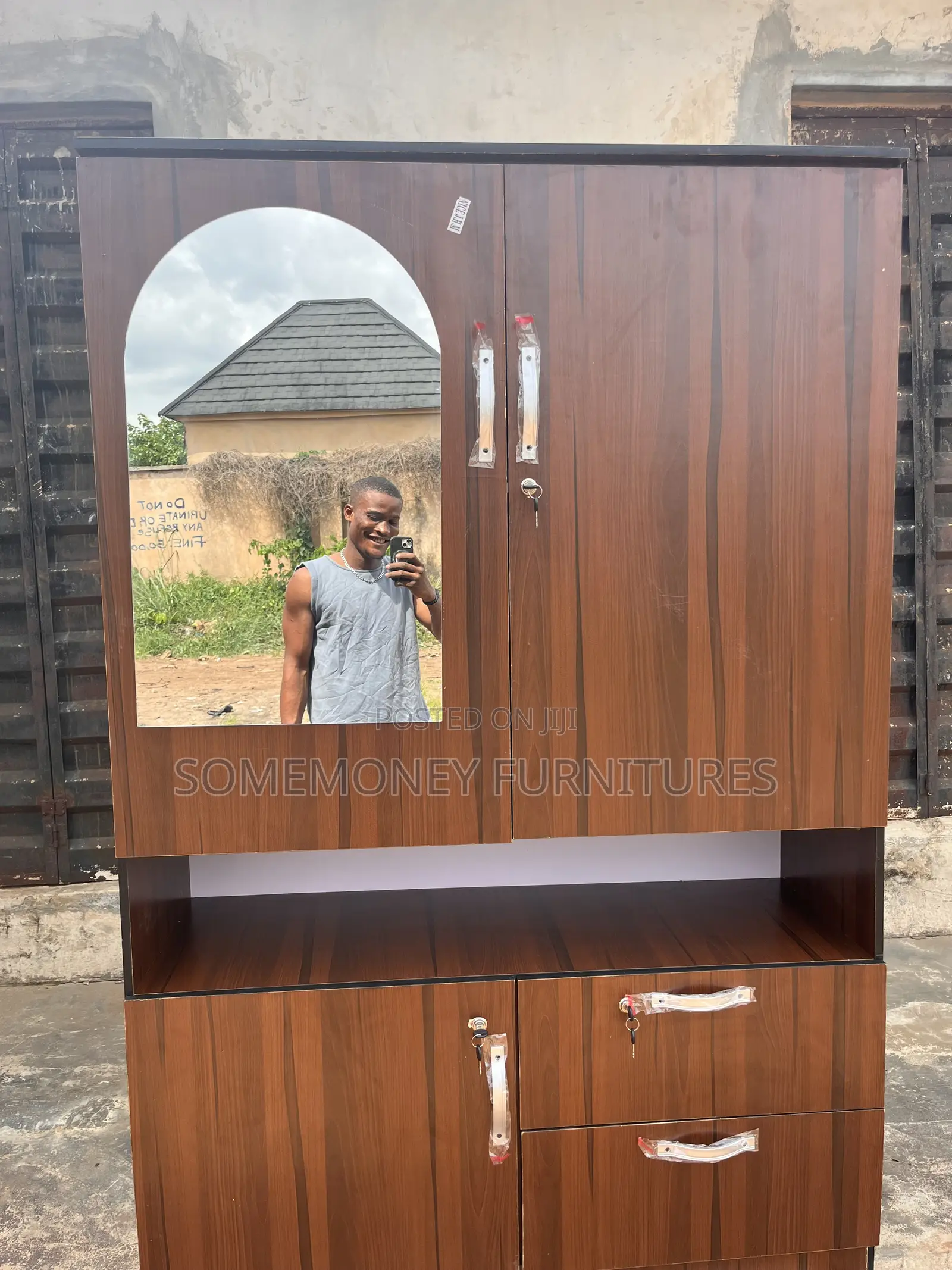 Brand New Quality Wardrobe