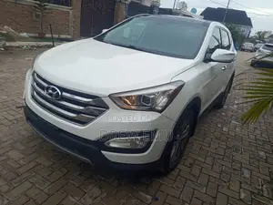 Hyundai Santa Fe 2.2 CRDi Automatic 2012 White