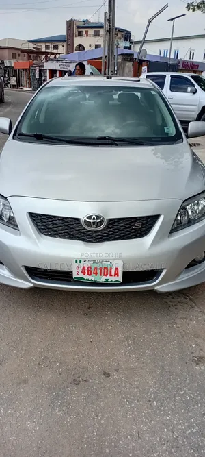 Toyota Corolla S 4dr Sedan (1.8L 4cyl 4A) 2009 Silver
