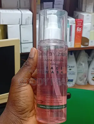 Skin by Zaron Acne Control Glow Face Wash