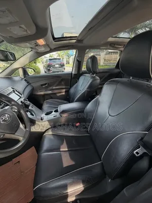 Toyota Venza XLE 2016 Black