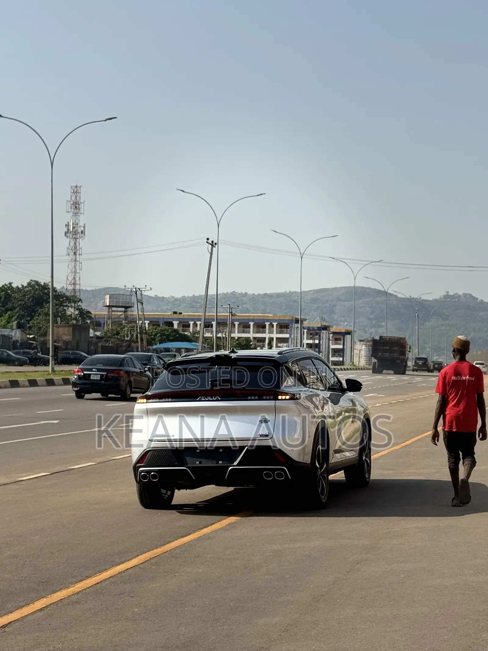New Dongfeng Glory 2025 Silver