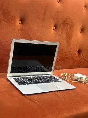 Laptop Apple MacBook Air 2017 8GB Intel Core i5 SSD 256GB
